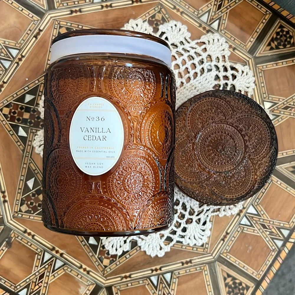 Vanilla Cedar Scented Candle